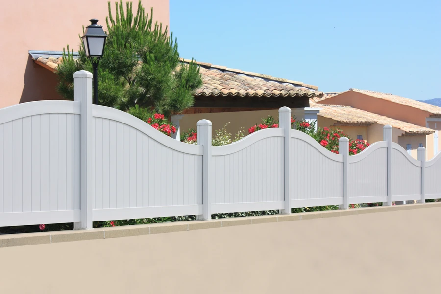 Key Features Of Wood Fencing For Security And Style in Malibu, CA