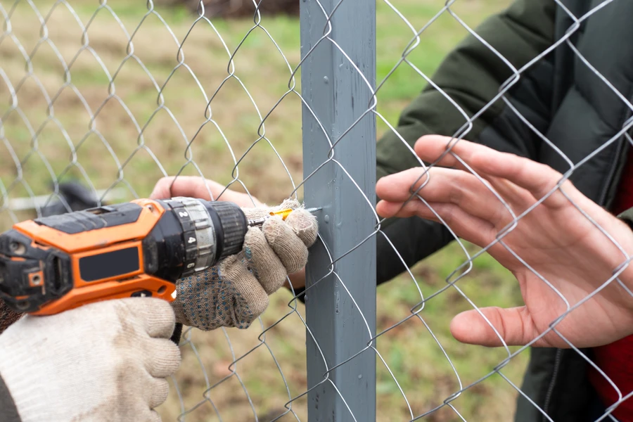 Professional Fence Repair Malibu, CA